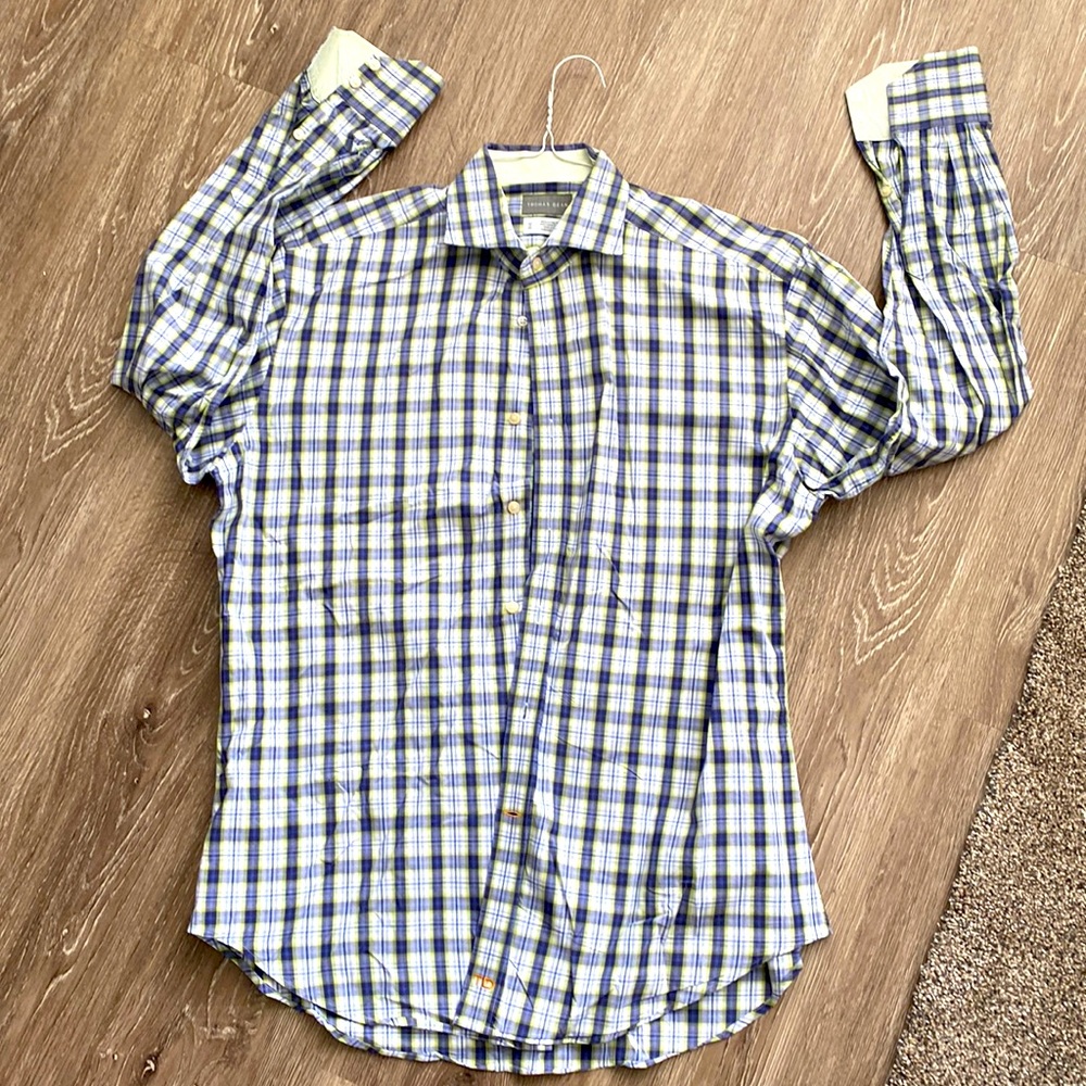 Thomas Dean size medium men’s button up shirt